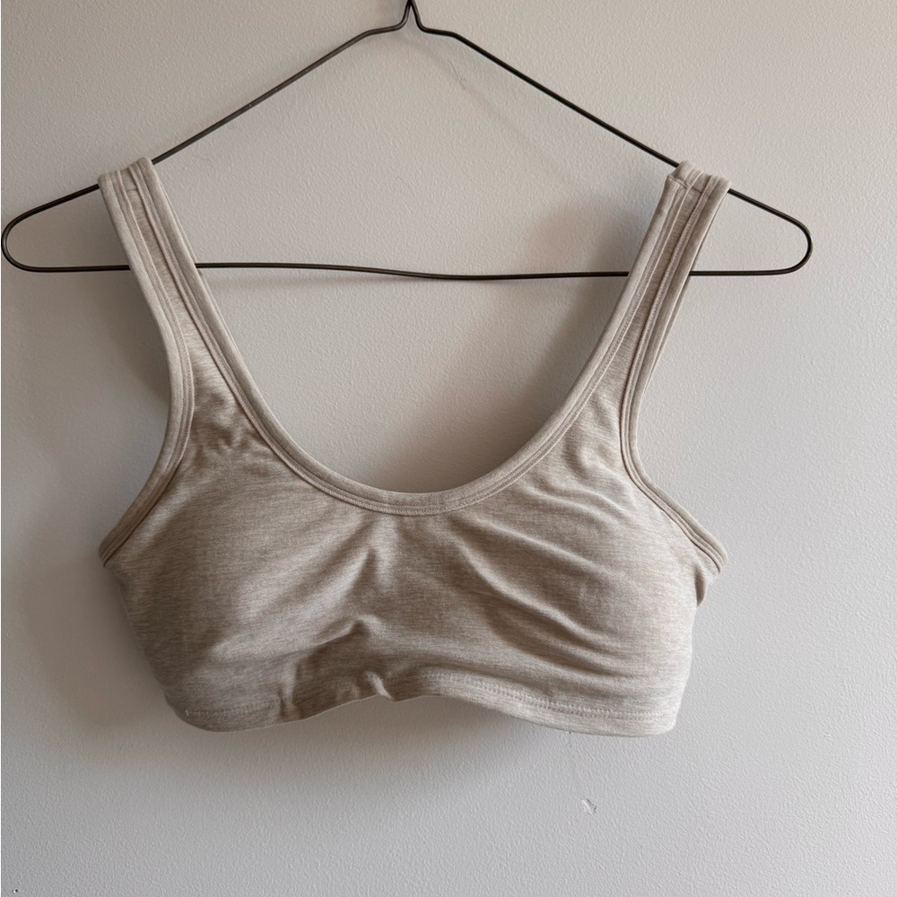 Alo Soft Center Stage Bra